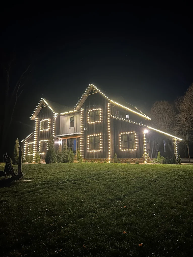 christmas-light-installation-near-me-7