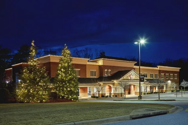 commercial-christmas-light-installation-near-me-4